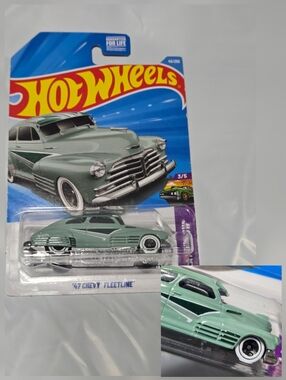 Hot Wheels '47 Chevy Fleetline classic car toy  NEW